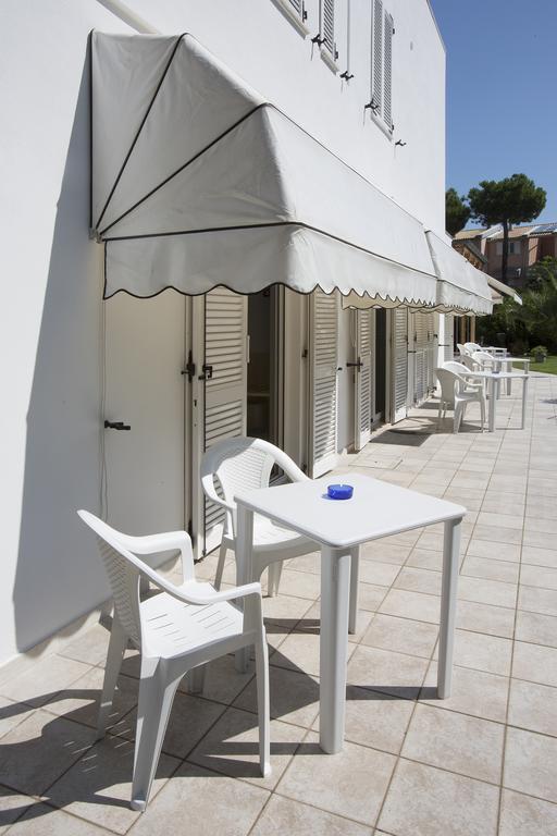 Hotel Vila Bahia Numana Exterior photo